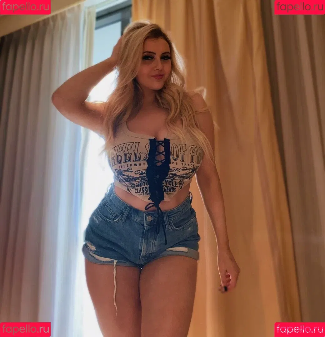 Larkan Danielle Onlyfans Photo Gallery 