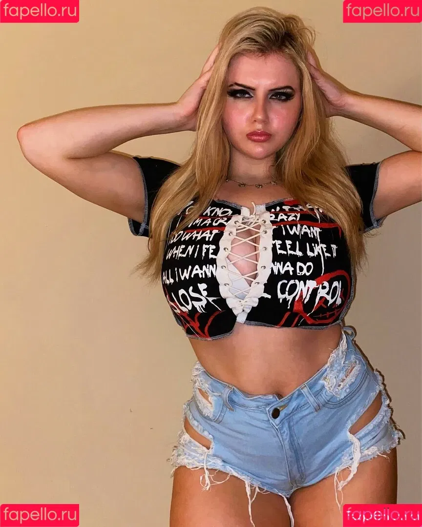 Larkan Danielle Onlyfans Photo Gallery 