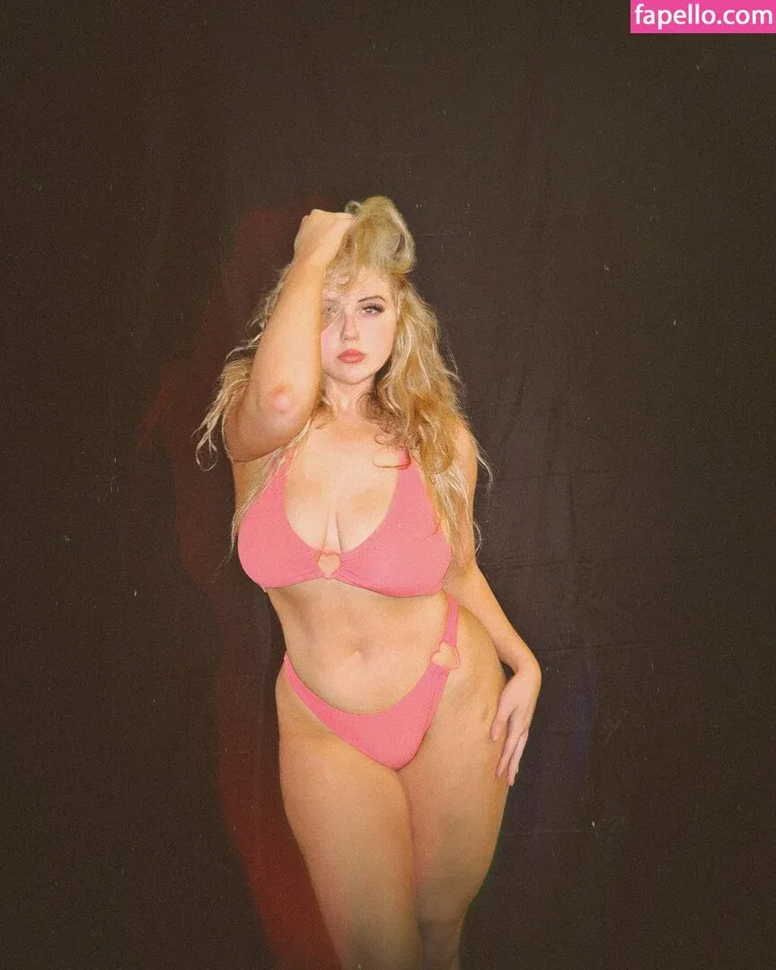 Larkan Danielle Onlyfans Photo Gallery 