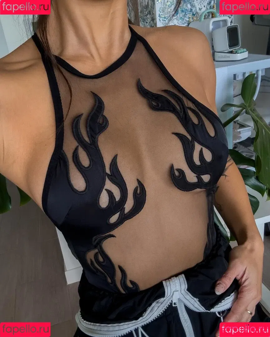 Jennifer Chong Onlyfans Photo Gallery 