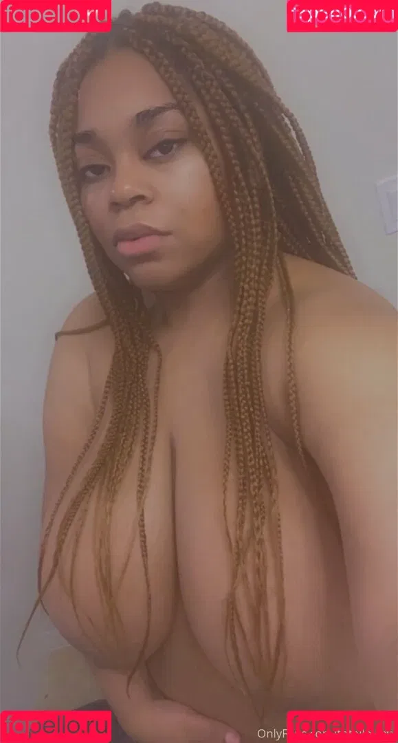 totallolcow Onlyfans Photo Gallery 