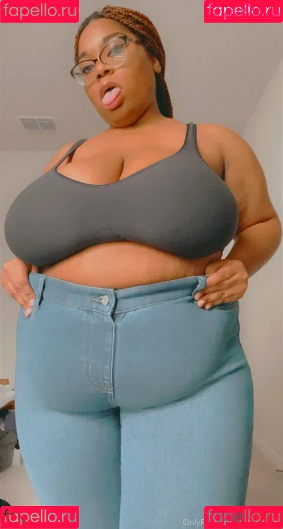 totallolcow Onlyfans Photo Gallery 