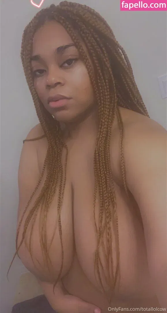 totallolcow Onlyfans Photo Gallery 