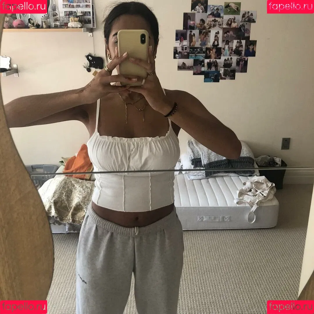 Anya Dhesi Onlyfans Photo Gallery 