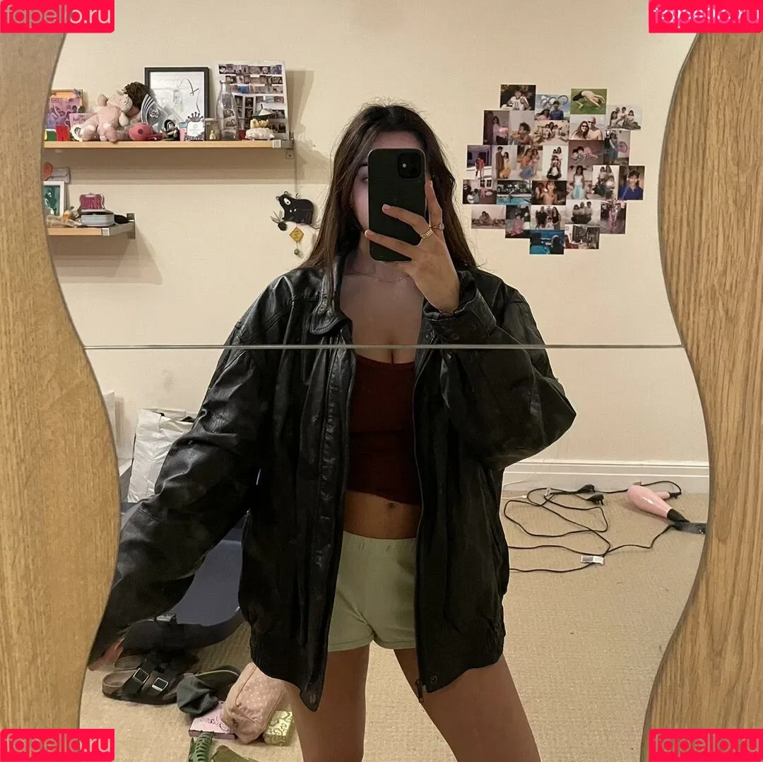 Anya Dhesi Onlyfans Photo Gallery 