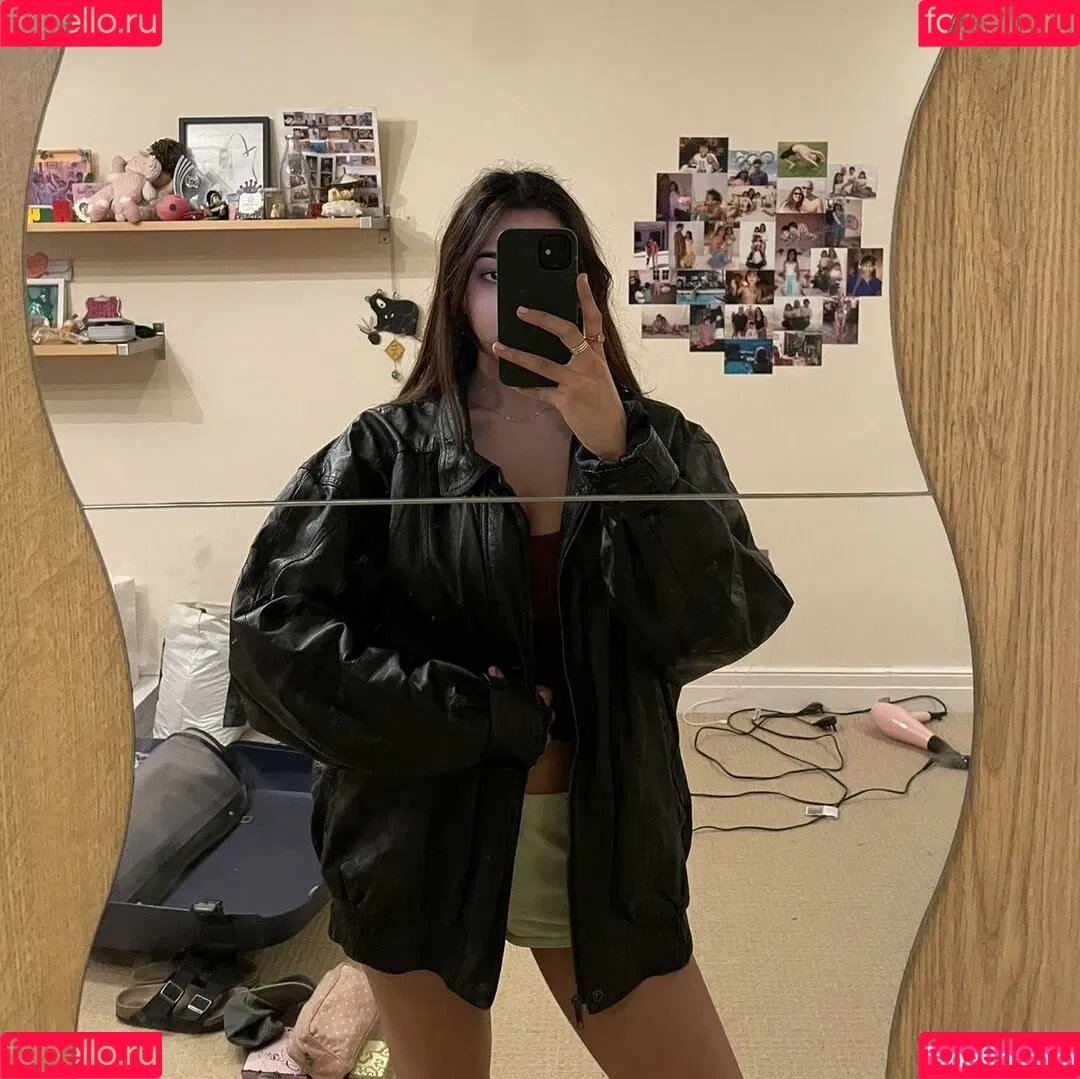 Anya Dhesi Onlyfans Photo Gallery 