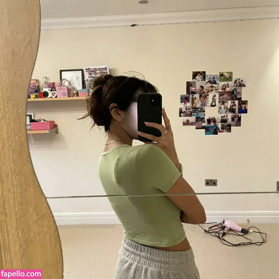 Anya Dhesi Onlyfans Photo Gallery 