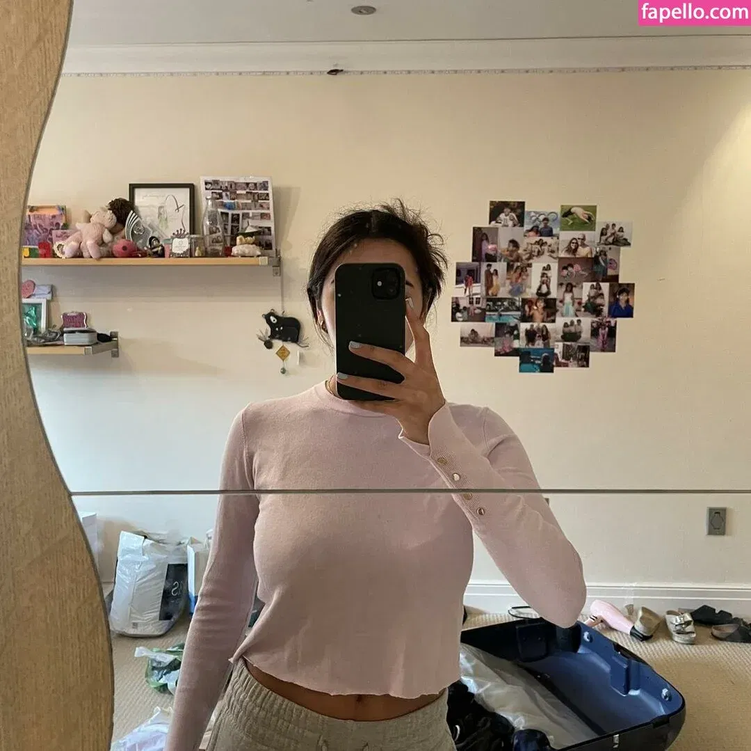 Anya Dhesi Onlyfans Photo Gallery 