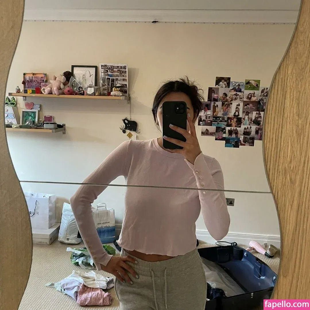 Anya Dhesi Onlyfans Photo Gallery 