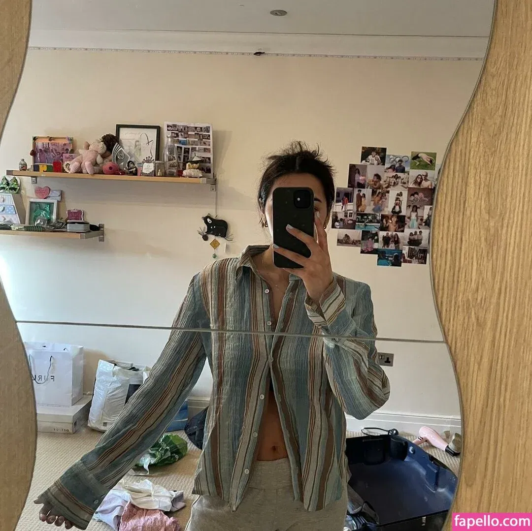 Anya Dhesi Onlyfans Photo Gallery 