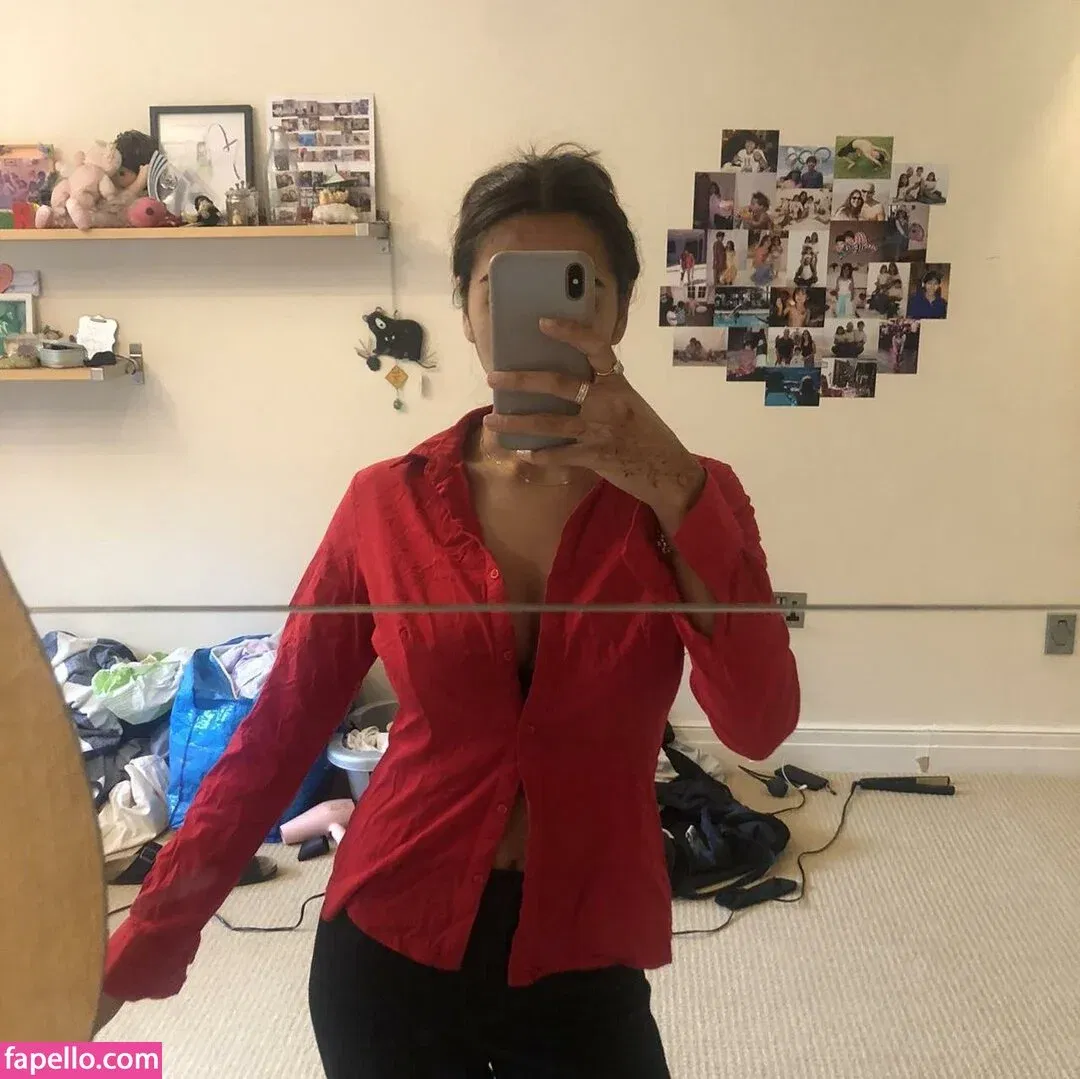 Anya Dhesi Onlyfans Photo Gallery 