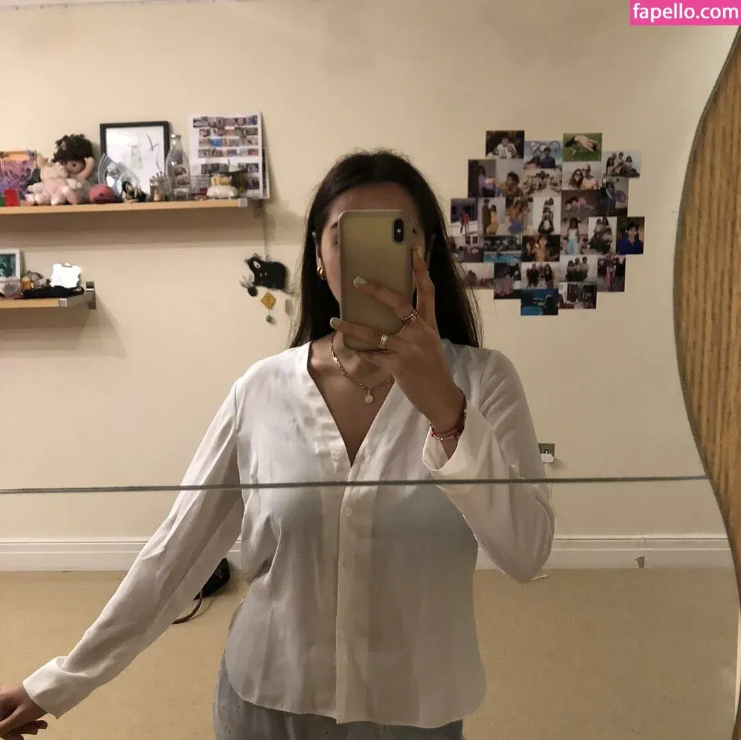 Anya Dhesi Onlyfans Photo Gallery 