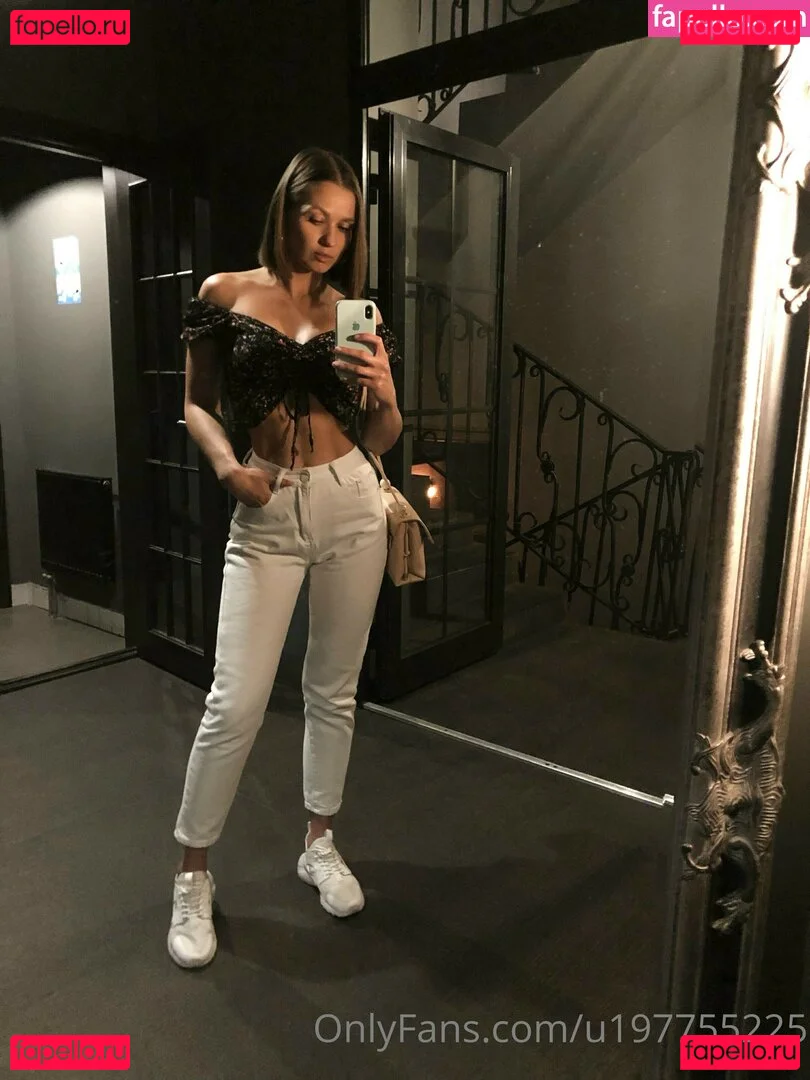 Lil_Eva Onlyfans Photo Gallery 