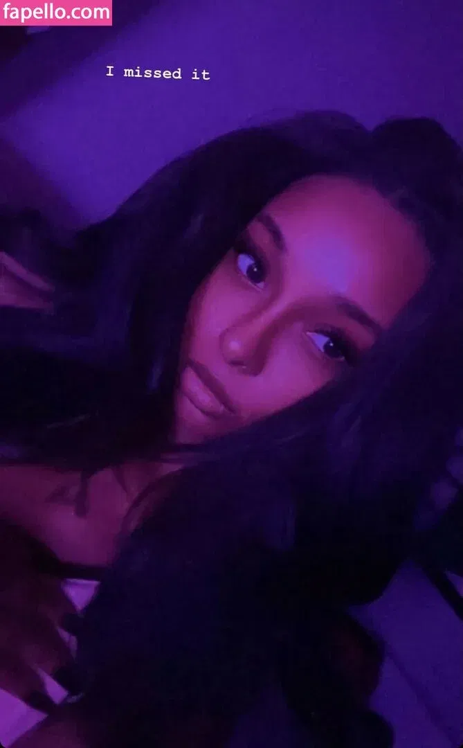 Rave Vanias Onlyfans Photo Gallery 