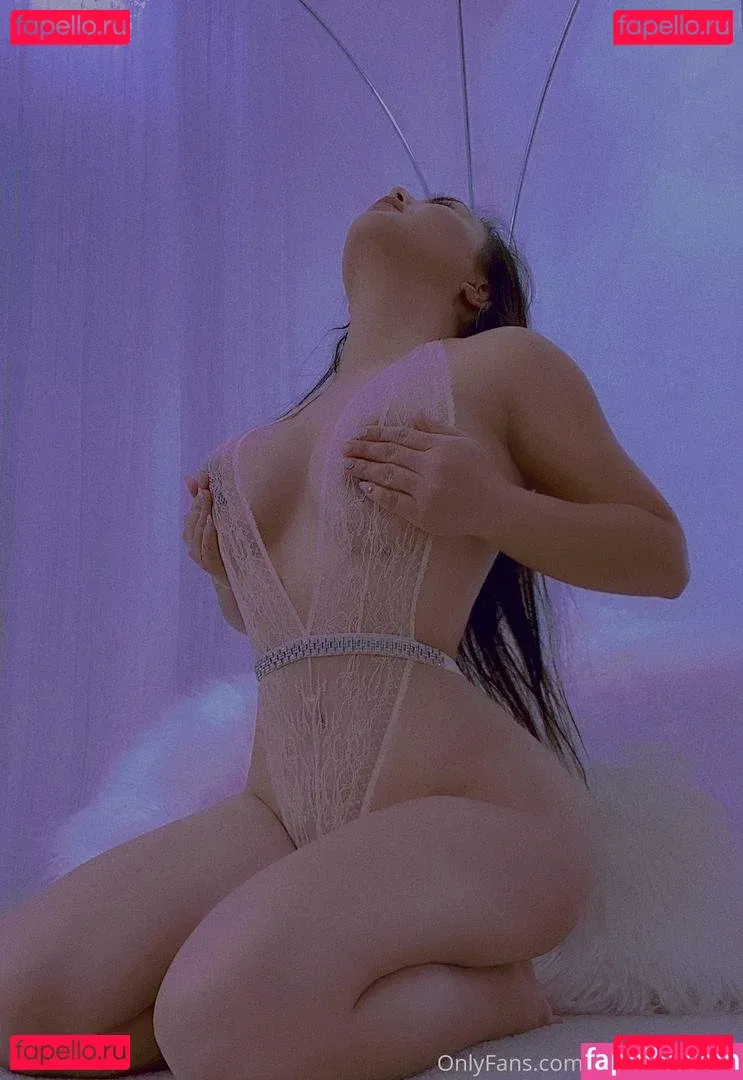 yasmi Onlyfans Photo Gallery 