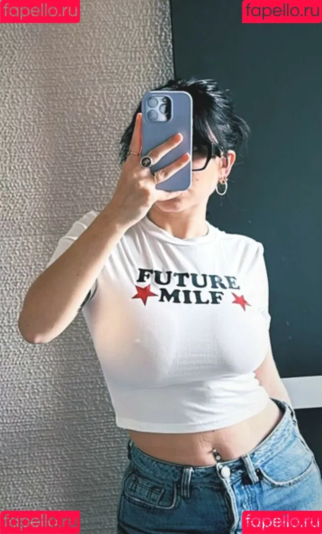 methallika Onlyfans Photo Gallery 