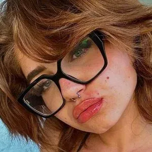 methallika Onlyfans Photo Gallery 