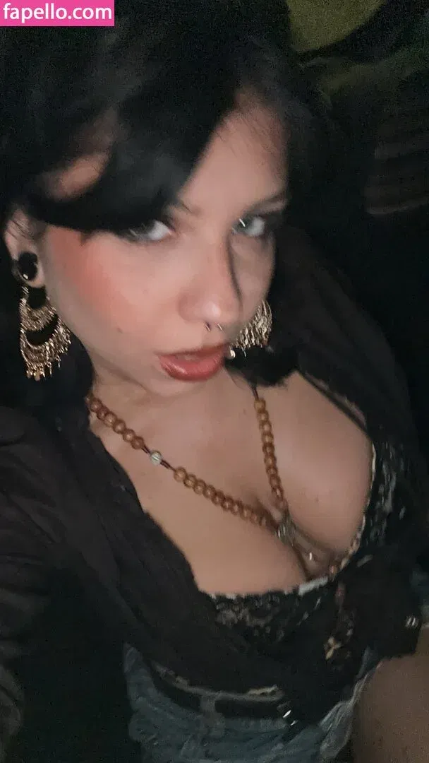 methallika Onlyfans Photo Gallery 