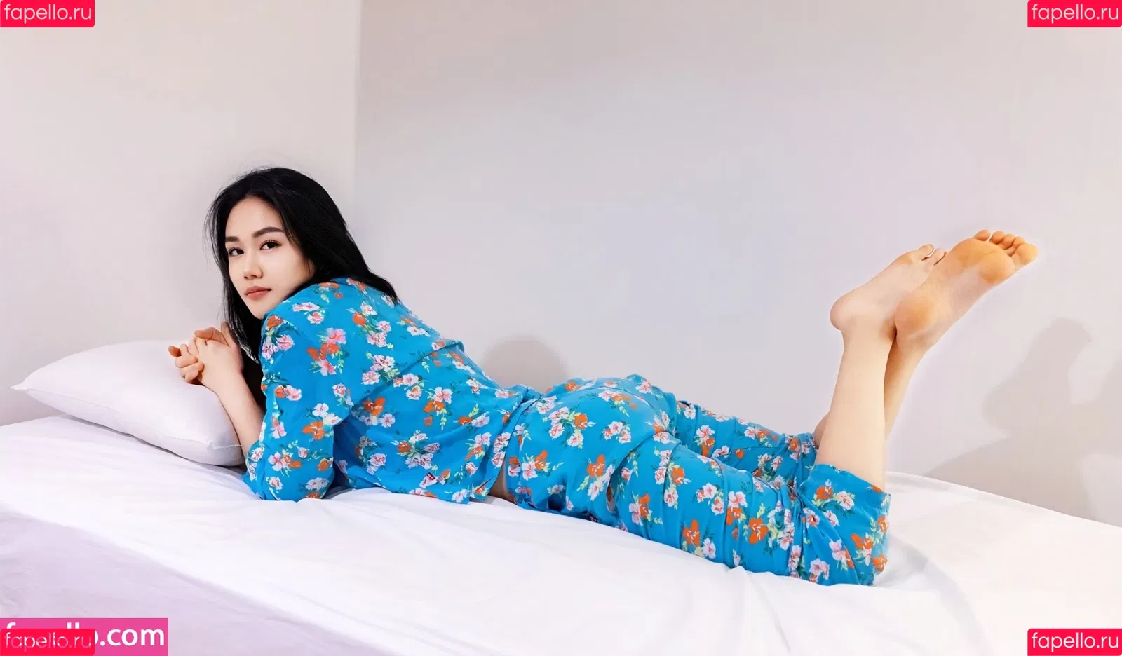 Thea Lee Onlyfans Photo Gallery 