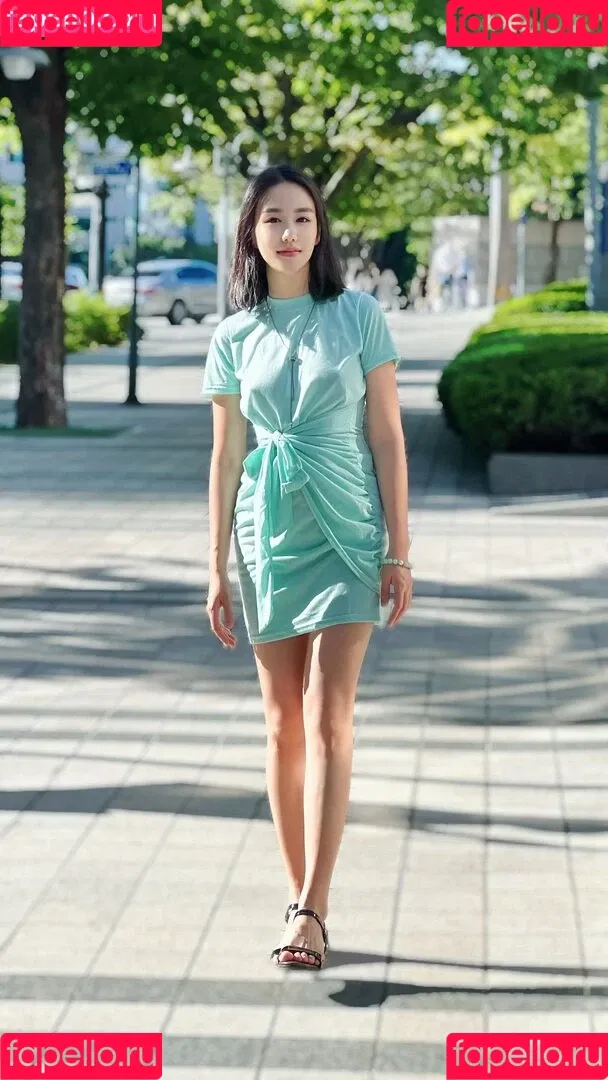 Thea Lee Onlyfans Photo Gallery 