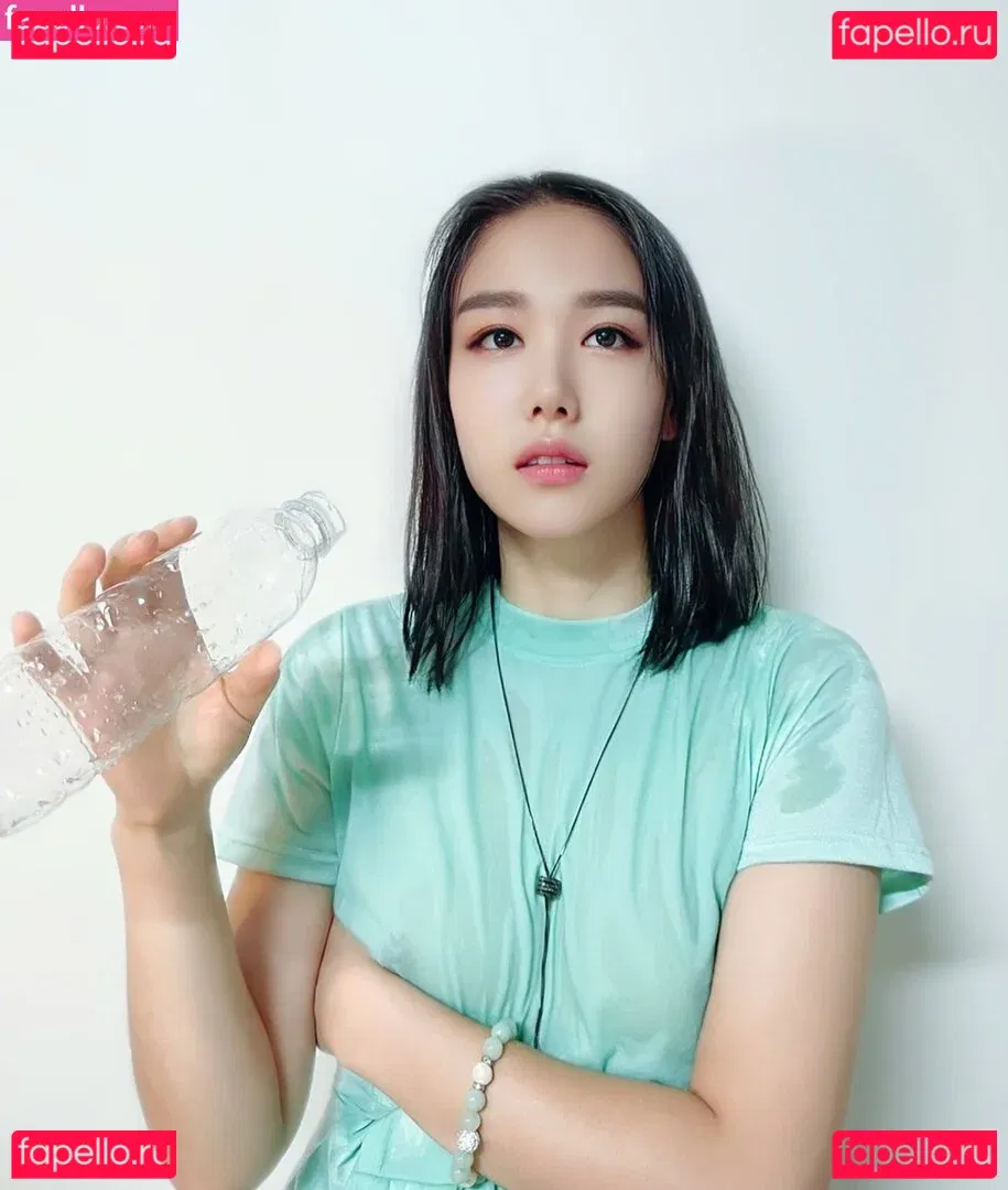 Thea Lee Onlyfans Photo Gallery 