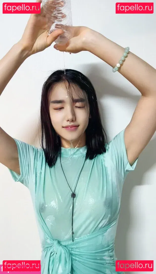 Thea Lee Onlyfans Photo Gallery 