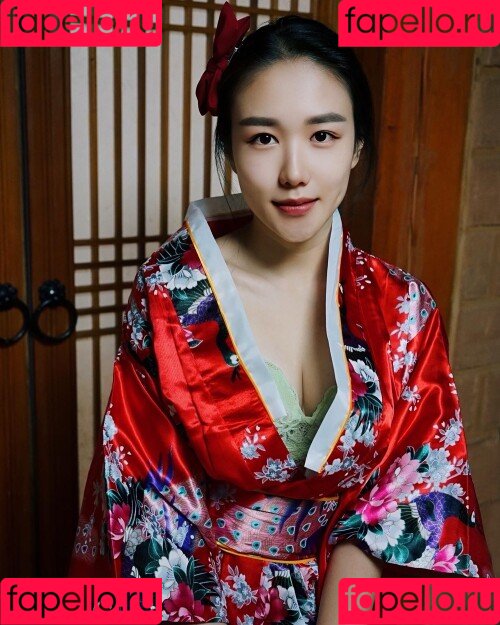 Thea Lee Onlyfans Photo Gallery 