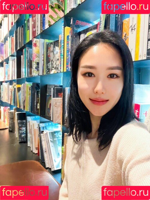 Thea Lee Onlyfans Photo Gallery 