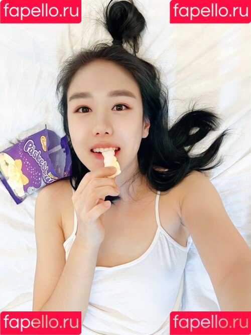 Thea Lee Onlyfans Photo Gallery 