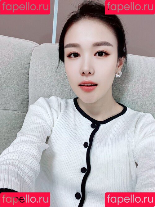 Thea Lee Onlyfans Photo Gallery 