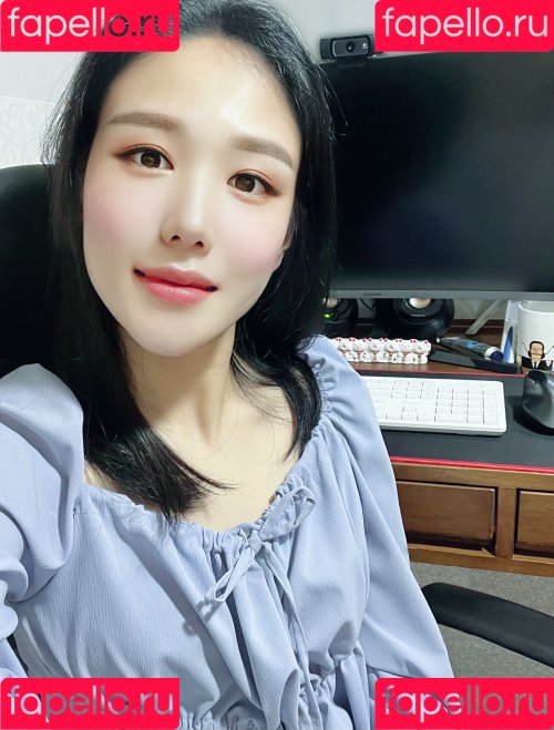 Thea Lee Onlyfans Photo Gallery 