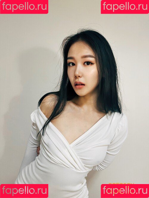 Thea Lee Onlyfans Photo Gallery 