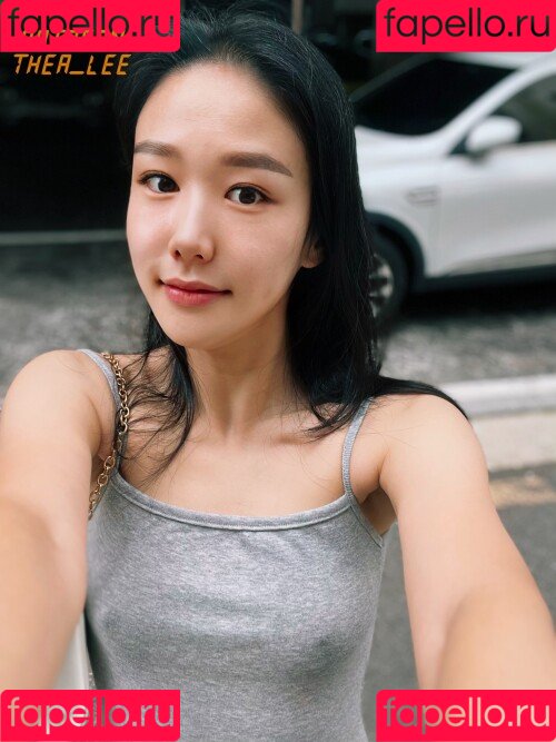 Thea Lee Onlyfans Photo Gallery 