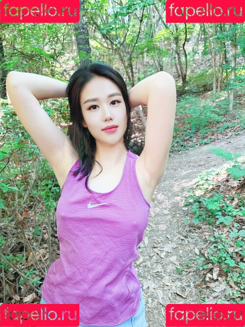 Thea Lee Onlyfans Photo Gallery 