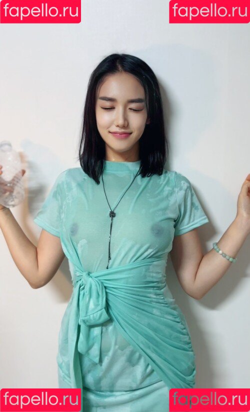 Thea Lee Onlyfans Photo Gallery 