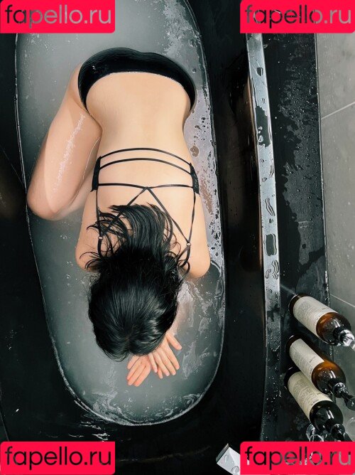 Thea Lee Onlyfans Photo Gallery 