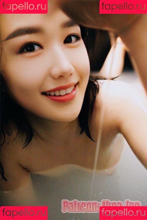 Thea Lee Onlyfans Photo Gallery 