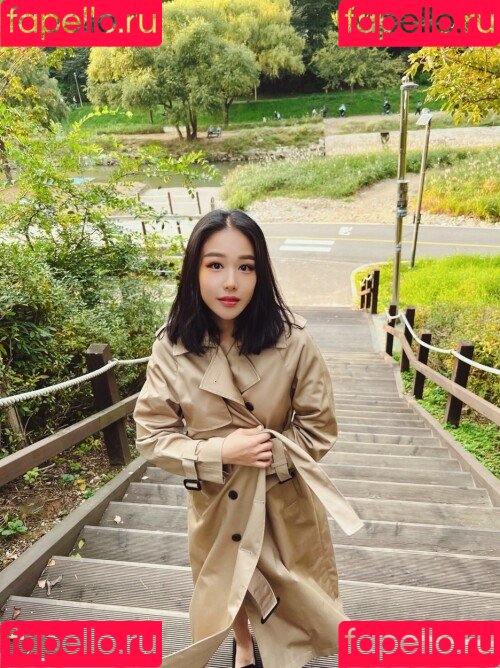 Thea Lee Onlyfans Photo Gallery 