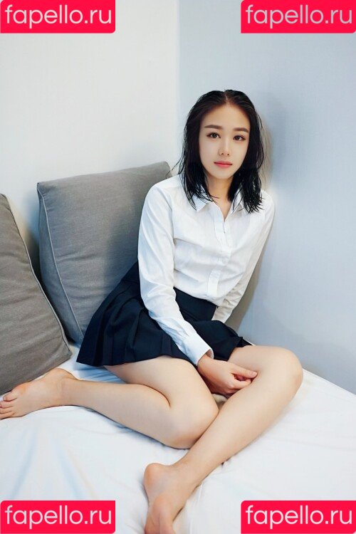 Thea Lee Onlyfans Photo Gallery 