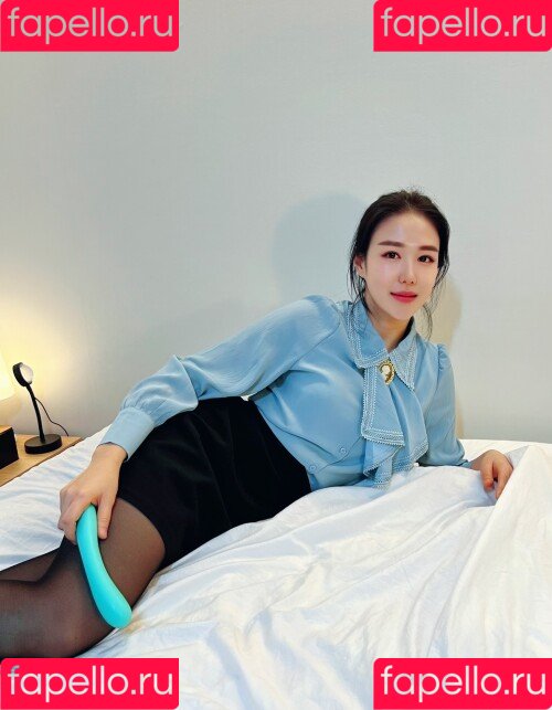 Thea Lee Onlyfans Photo Gallery 