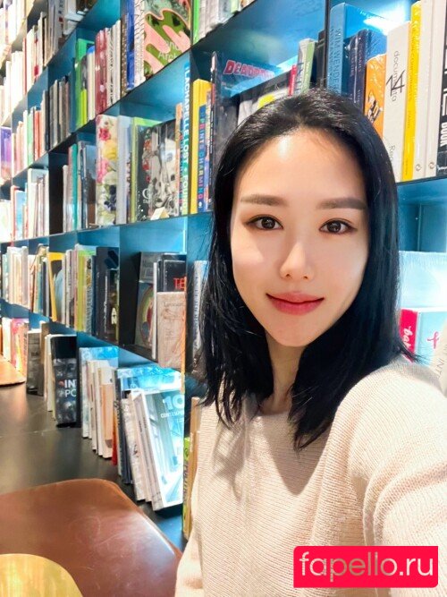 Thea Lee Nude Onlyfans Photo 30