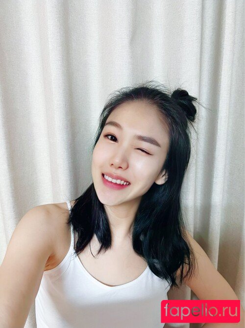 Thea Lee Nude Onlyfans Photo 5