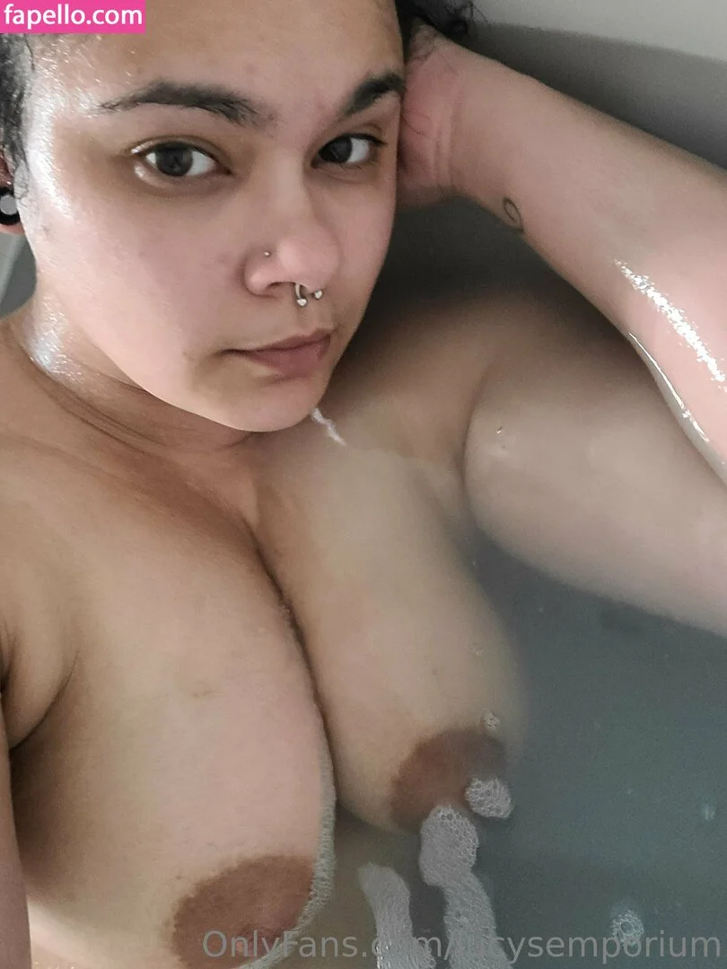 lucysemporium Onlyfans Photo Gallery 