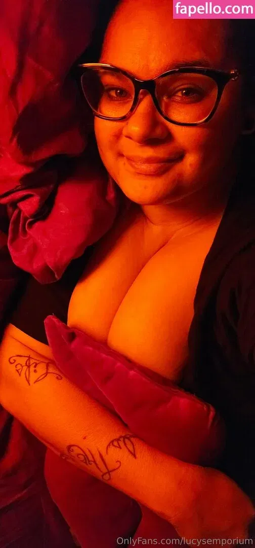 lucysemporium Onlyfans Photo Gallery 