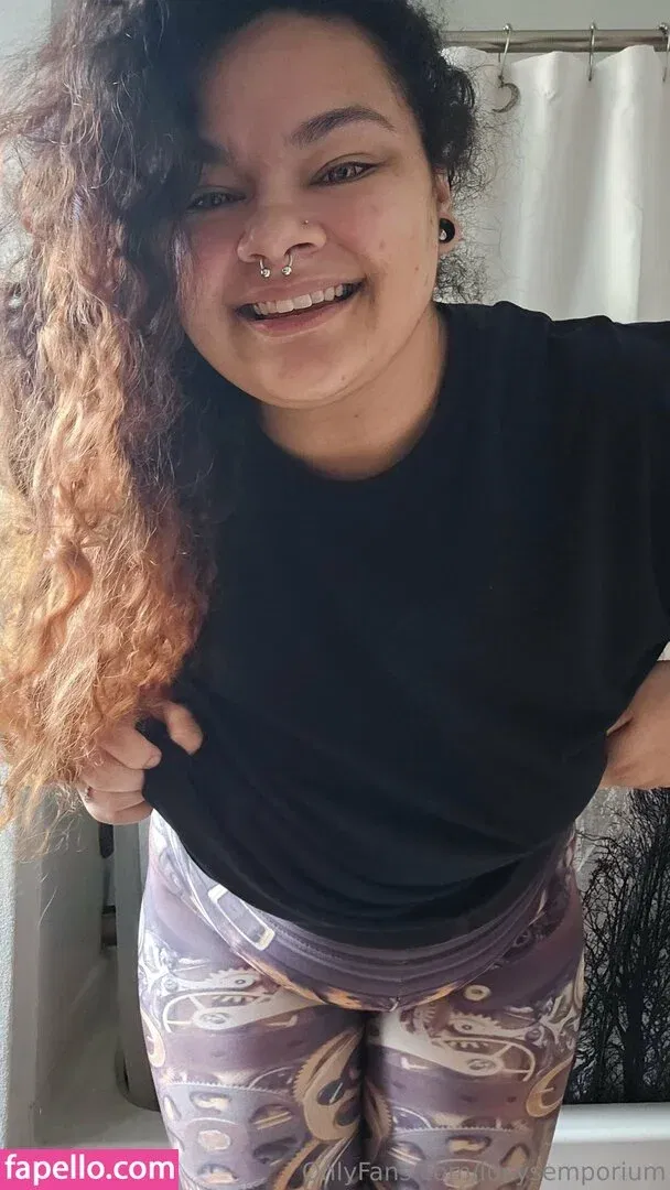 lucysemporium Onlyfans Photo Gallery 