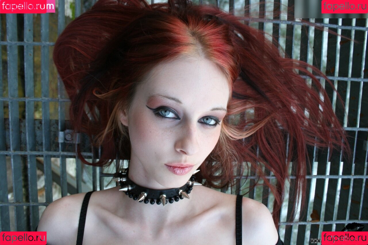 Liz Vicious Onlyfans Photo Gallery 