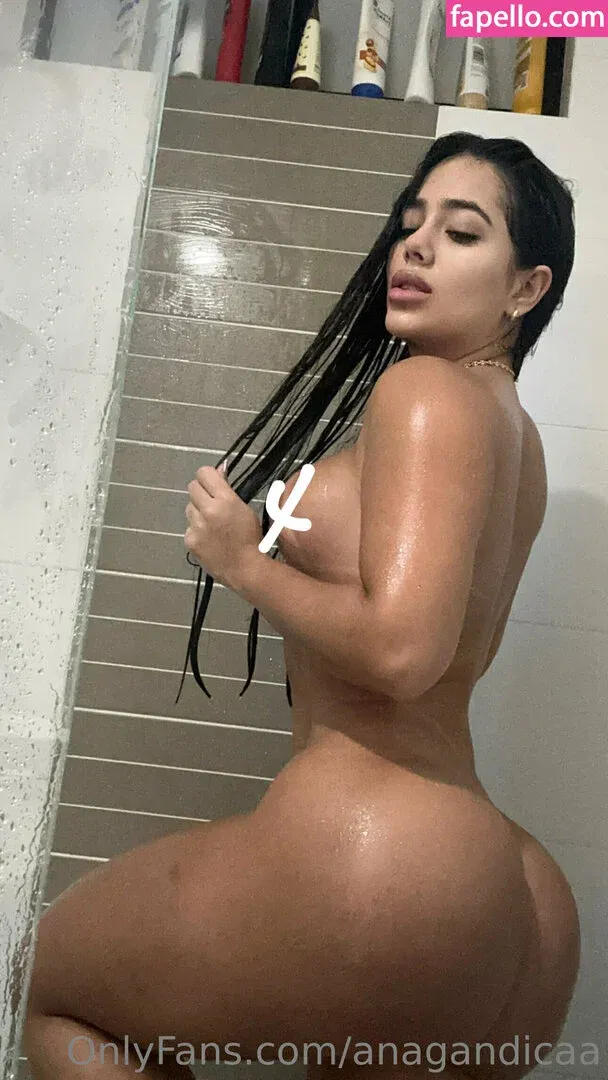 Ana Gandica Onlyfans Photo Gallery 