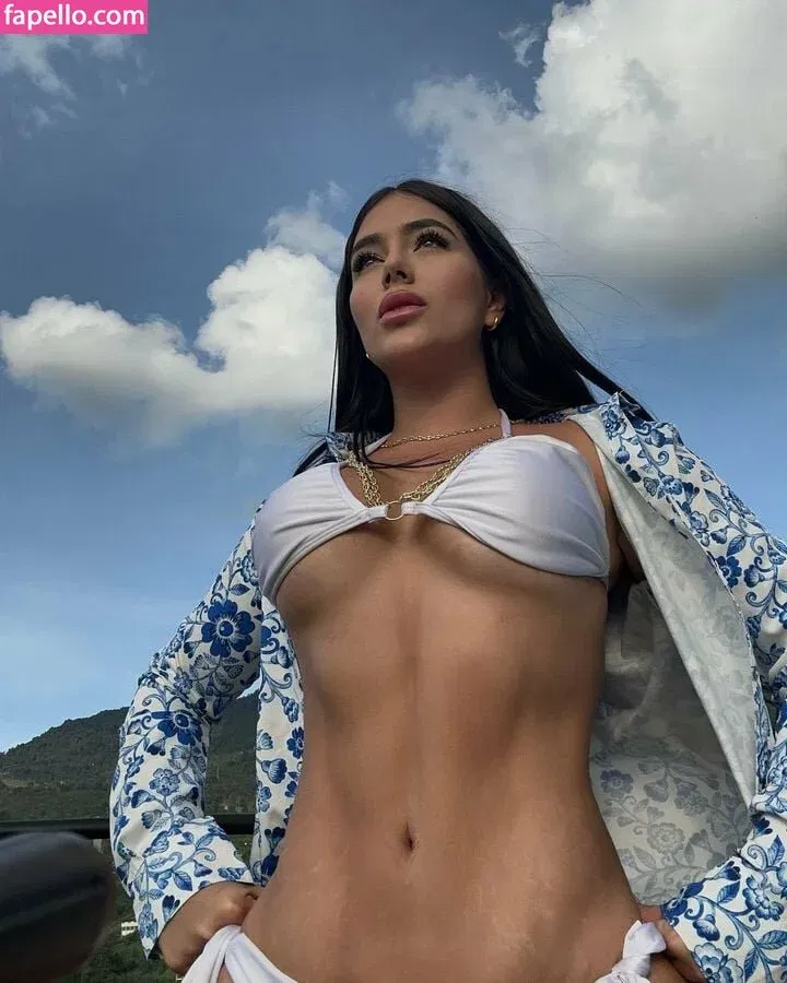 Ana Gandica Onlyfans Photo Gallery 
