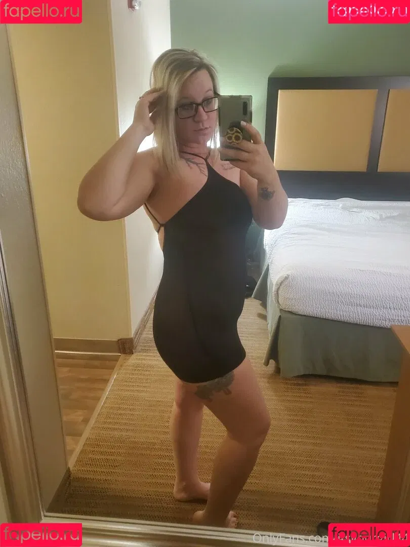 itsyourgirl44 Onlyfans Photo Gallery 