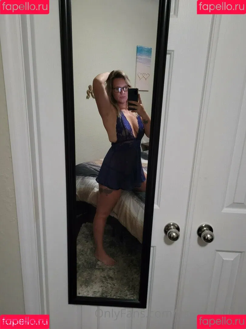 itsyourgirl44 Onlyfans Photo Gallery 